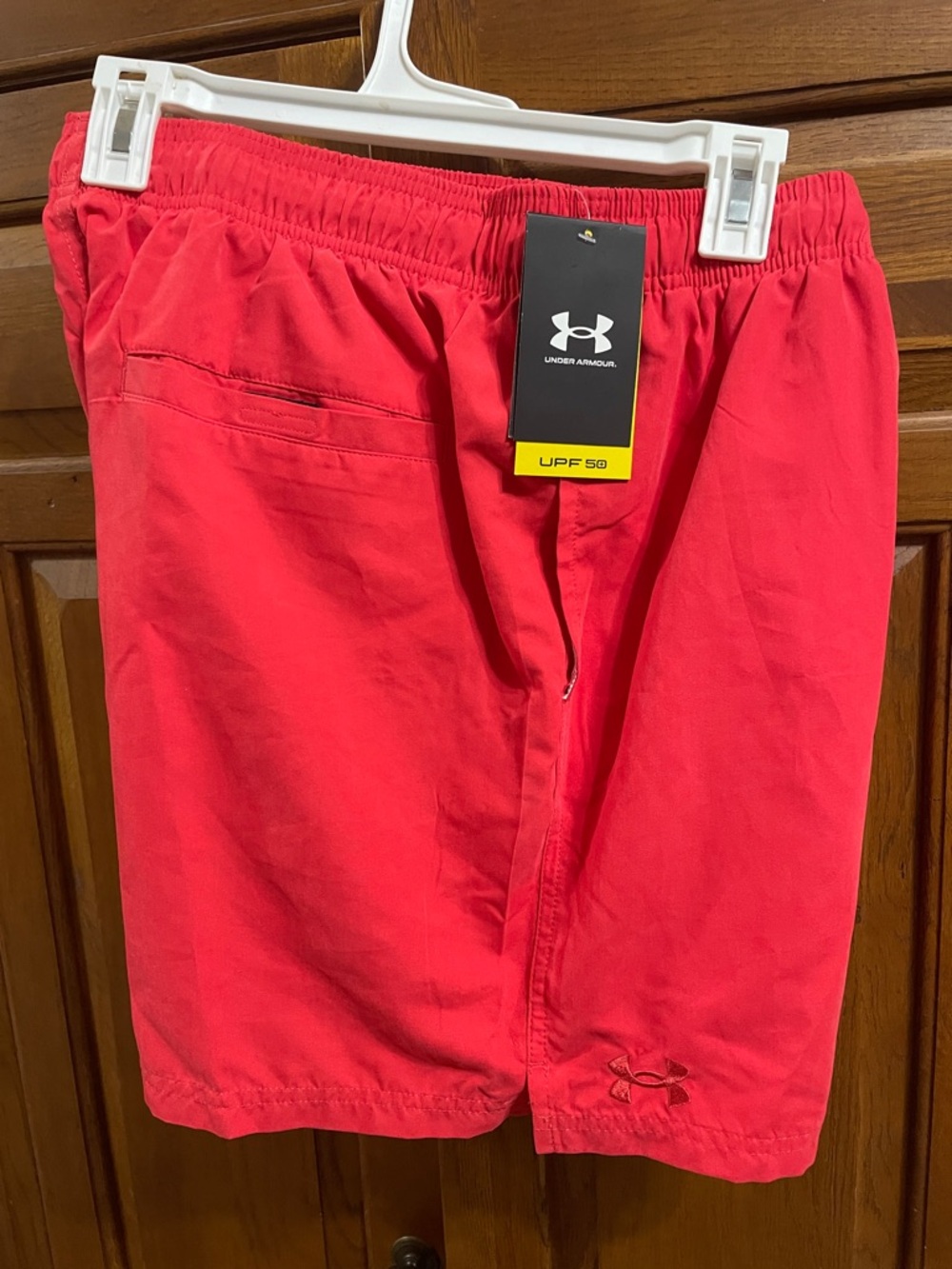 Under Armour Solstice Red Men's Performance Shorts NWT Sz.L